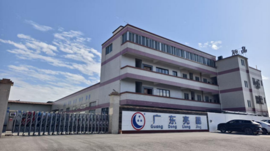 材料革新助力高端卫浴定制突围，亮晶全场景方案实现美学与效益双突破